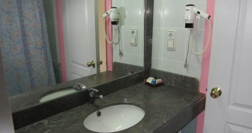 פאטהיה Aymes Hotel מראה חיצוני תמונה